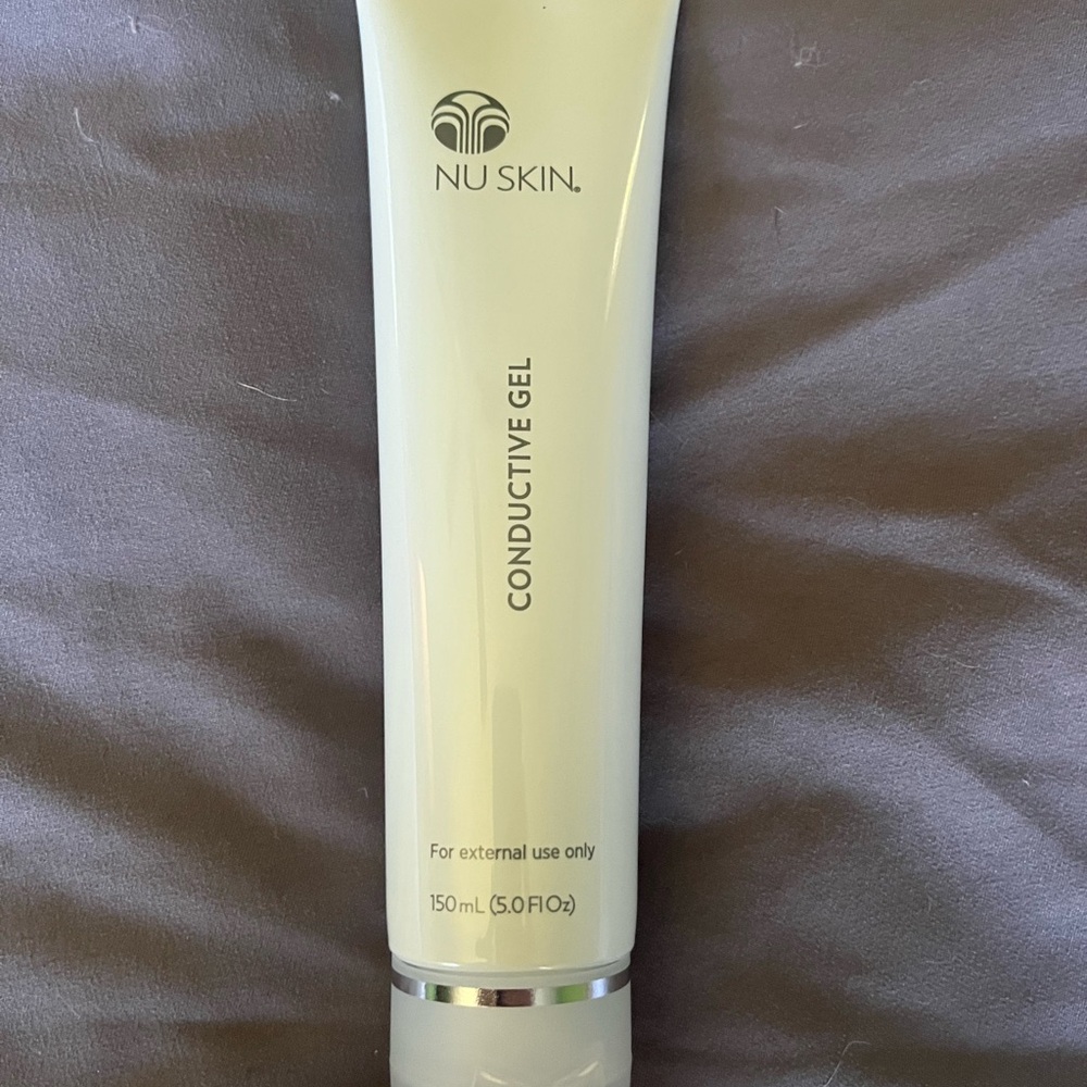 Nu Skin Conductive Gel. New without box. Sealed.